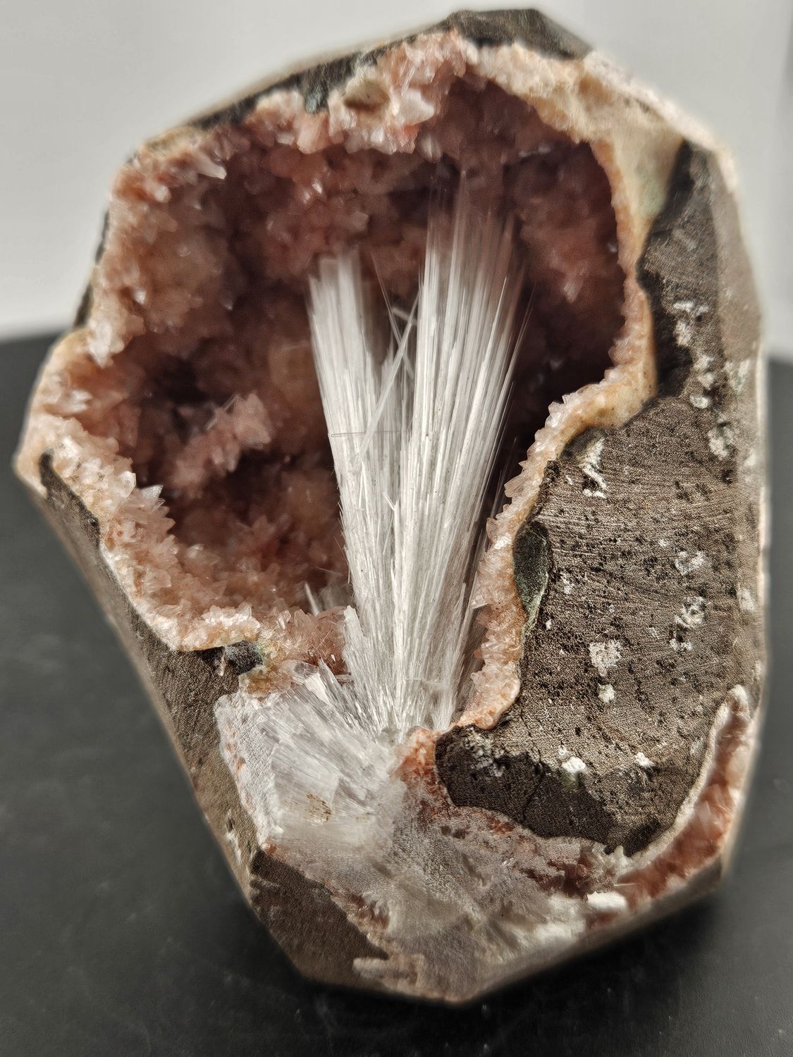 Scolecite &amp; Heulandite Geode