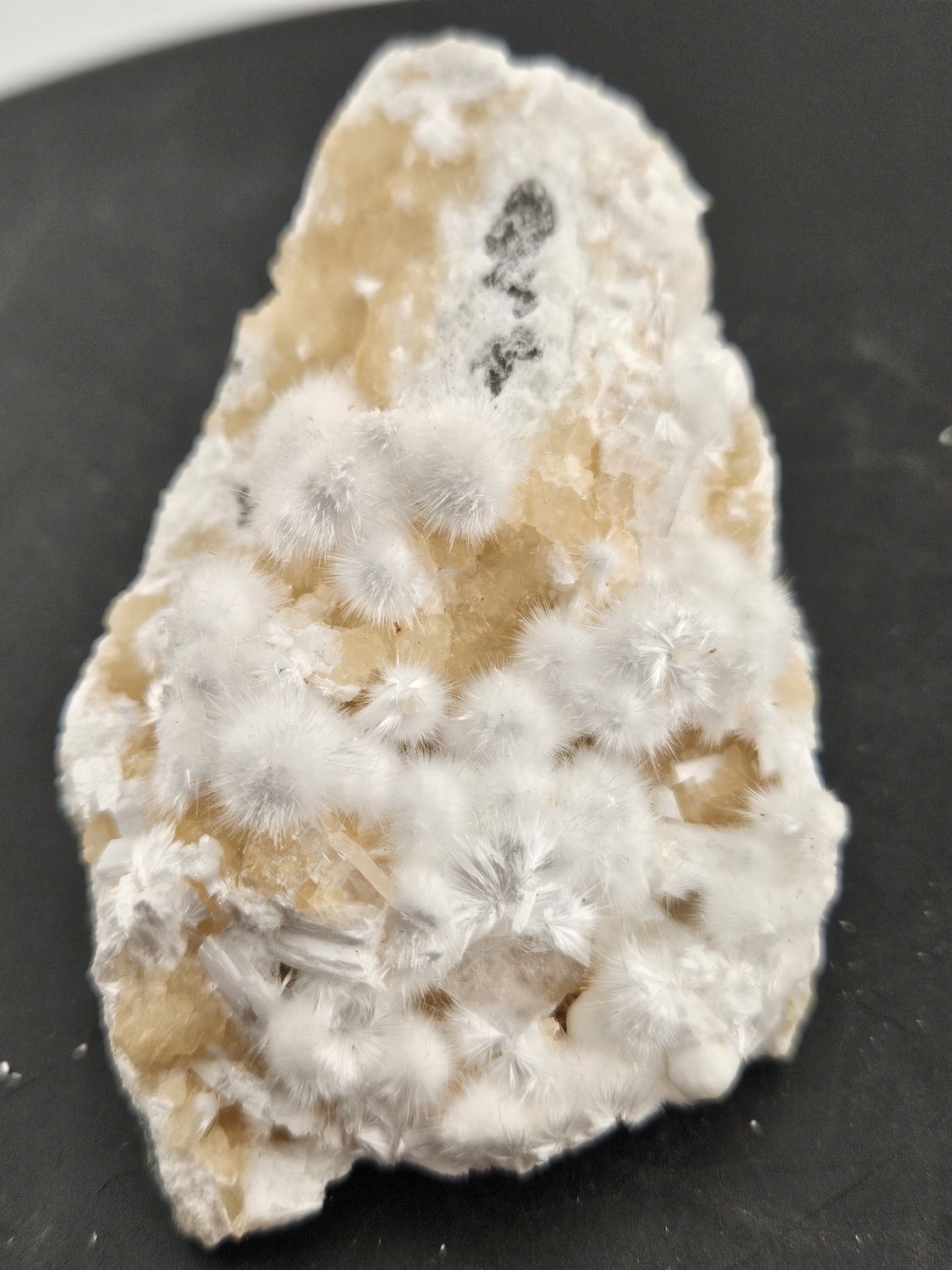 Okenite, Prehnite, Apophyllite, w/Lomanite