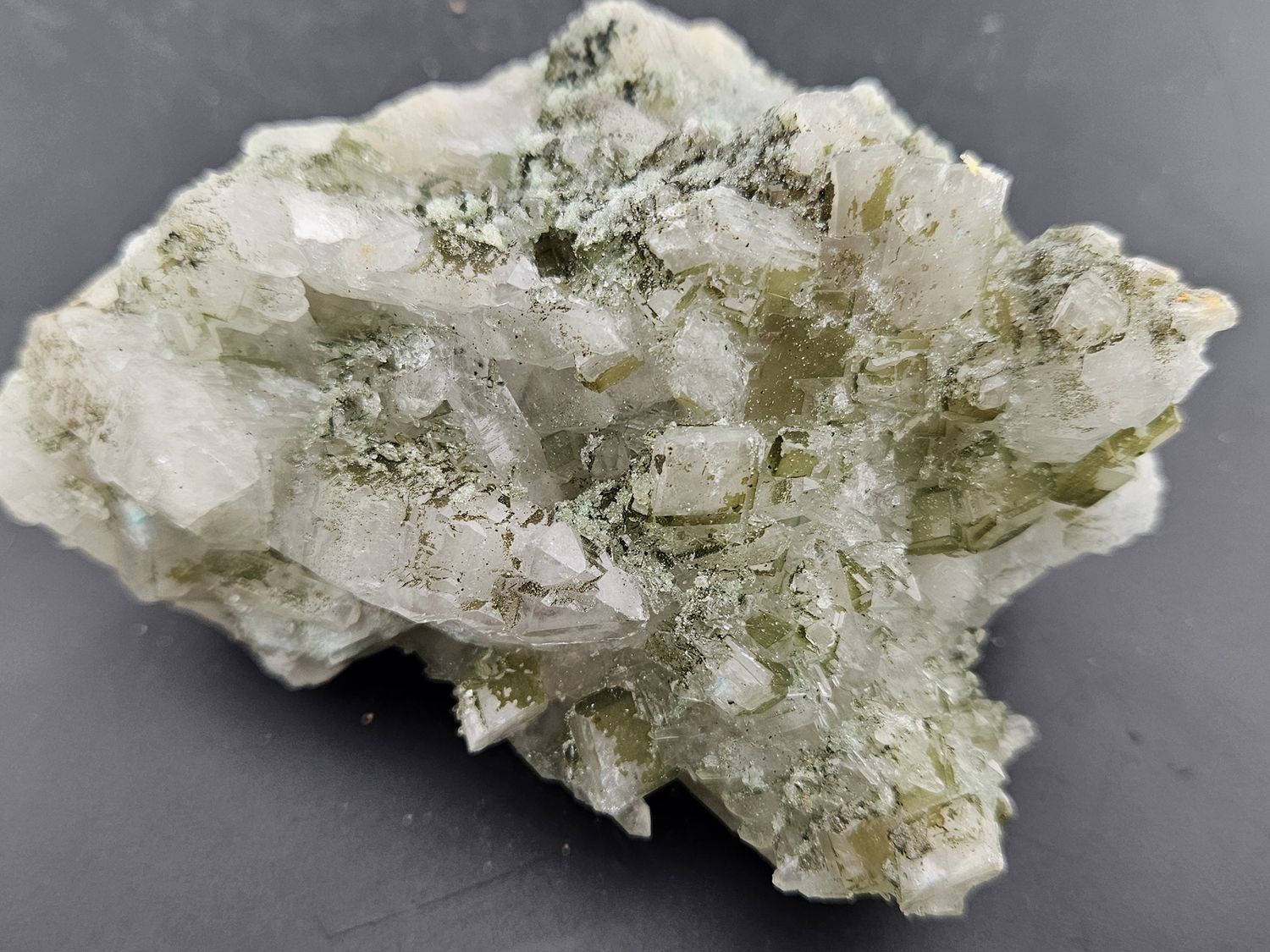 Epidote on Quartz