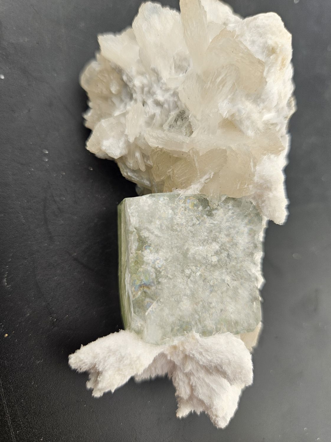 Apophyllite, Stilbite, Modernite w/Laumonite