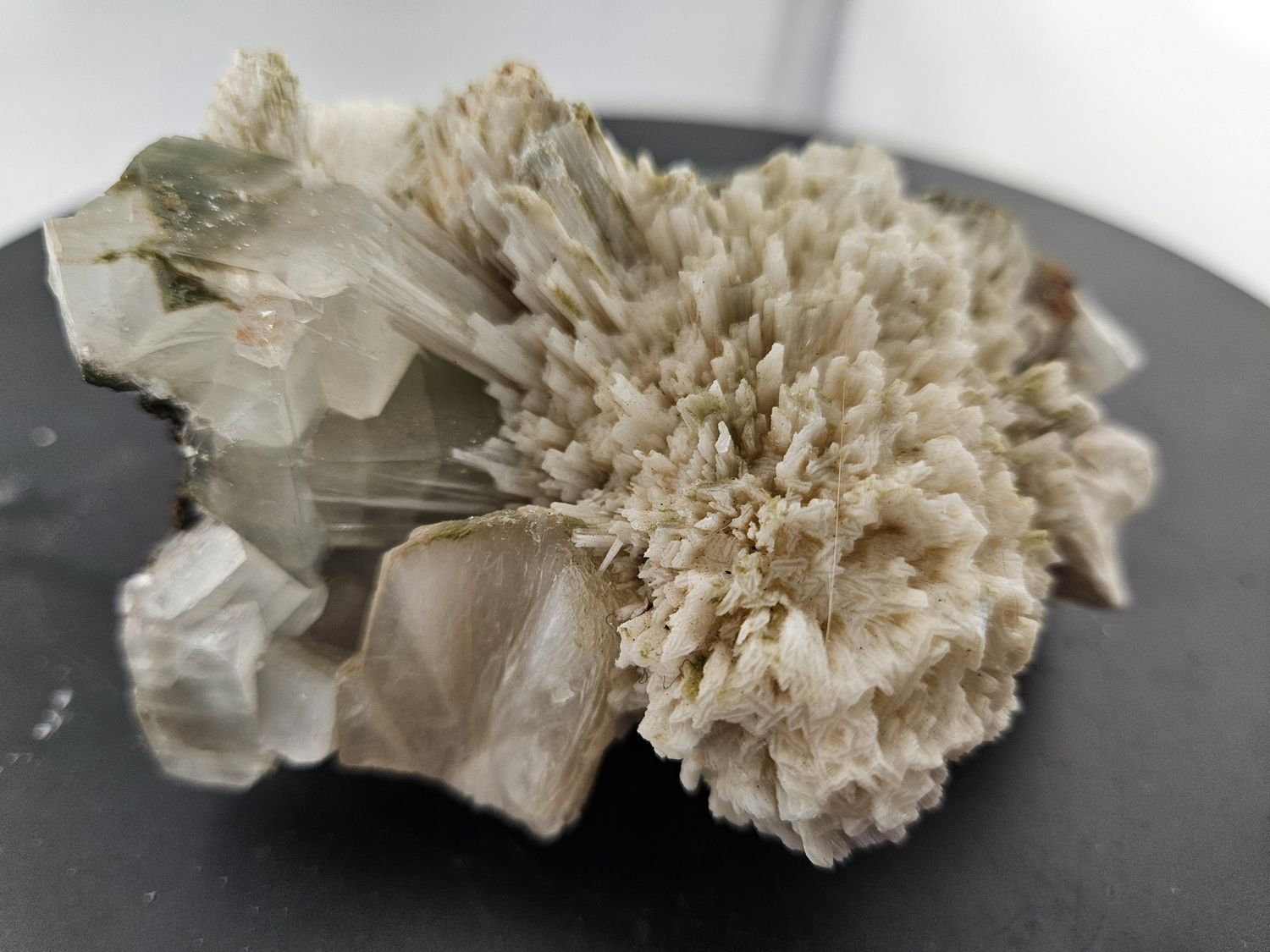 Apophyllite &amp; Scolecite