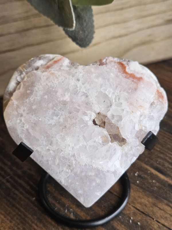 Agate w/Quartz, heart