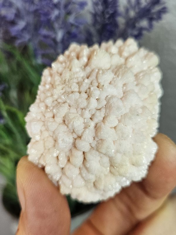 Mango Calcite