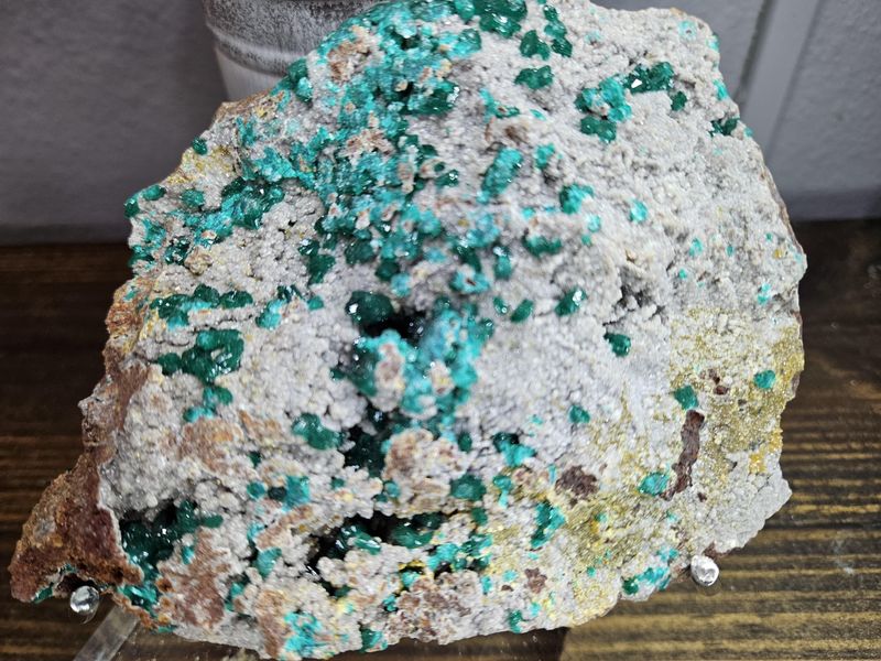 Dioptase w/Quartz