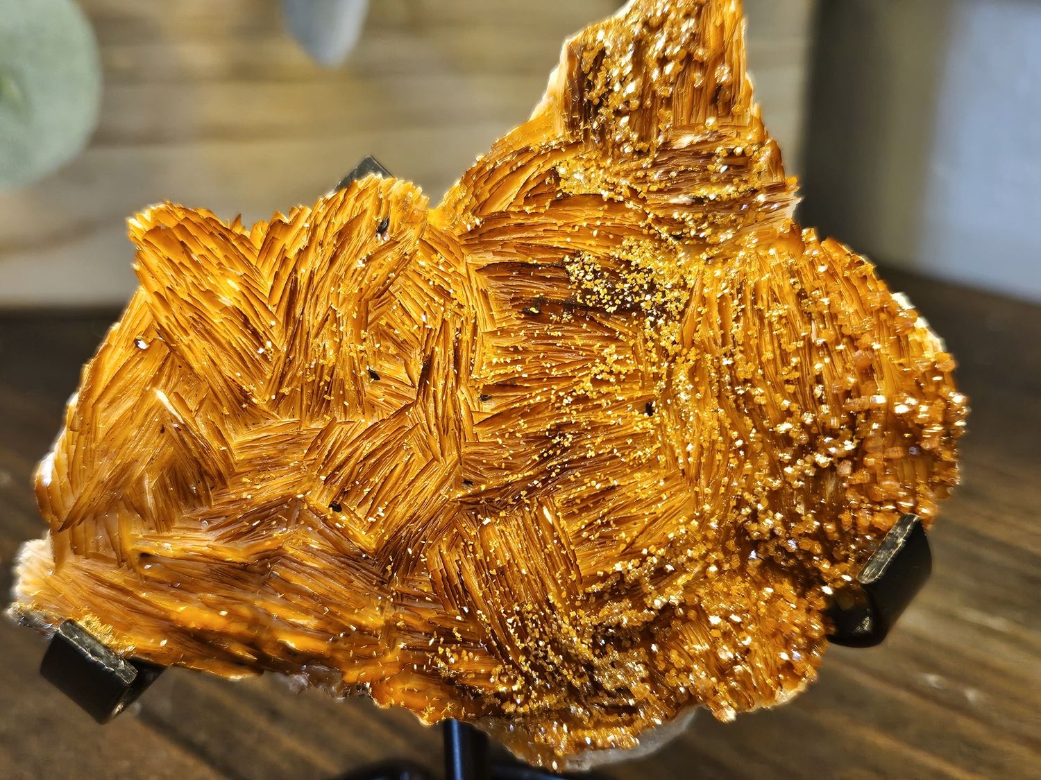 Vanadinite on Barite #2