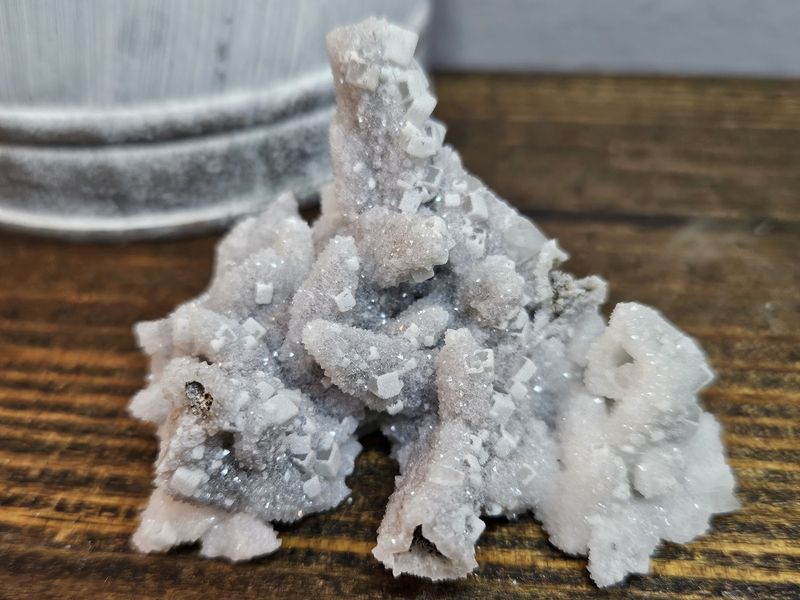 Druzy Pseudomorph Quartz with Fluorescent Fluorite Cubes