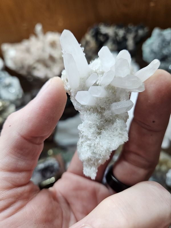 Aesthetic Quartz Cluster