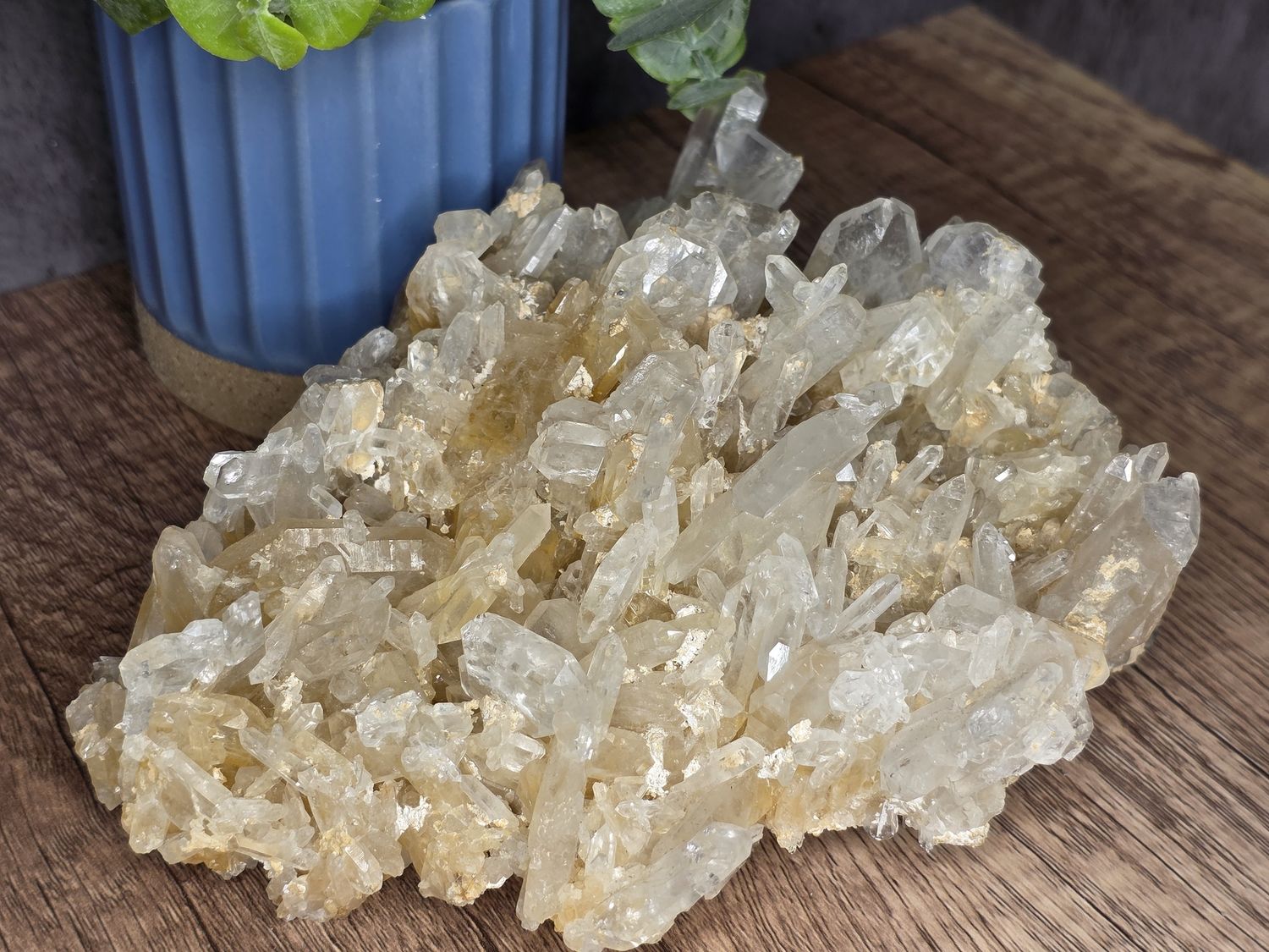 Faden Quartz, #3. Statement piece!