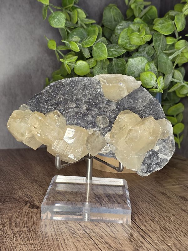 Chalcedony w/Quartz, #2