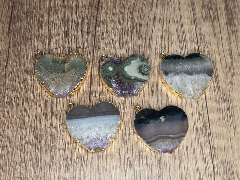 Amethyst slice, Heart pendant.  Gold plated!
