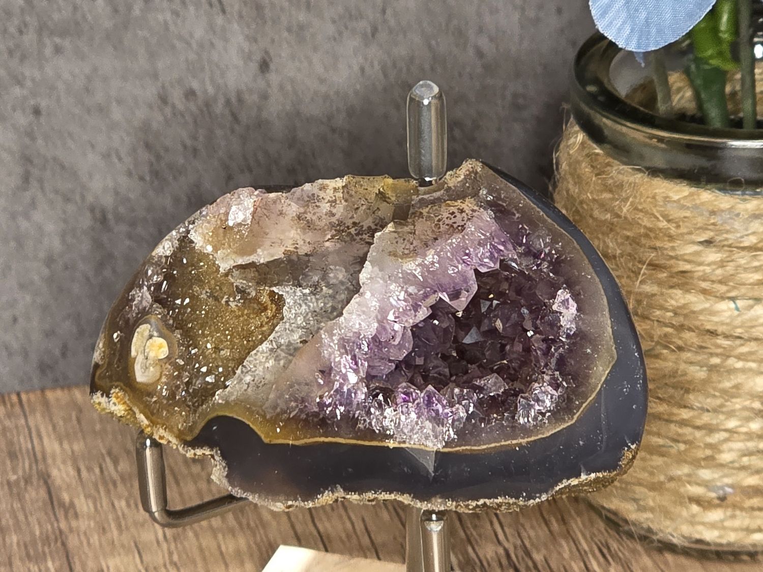 Double Geode w/Amethyst &amp; Quartz