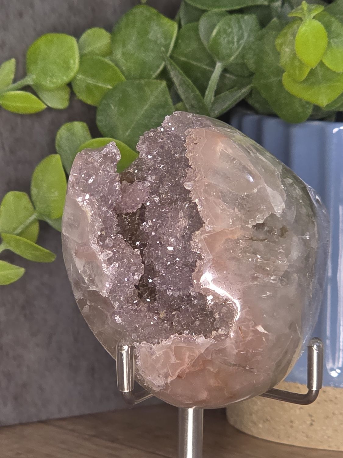 Beautiful Quartz Geode w/polished sides &amp; base