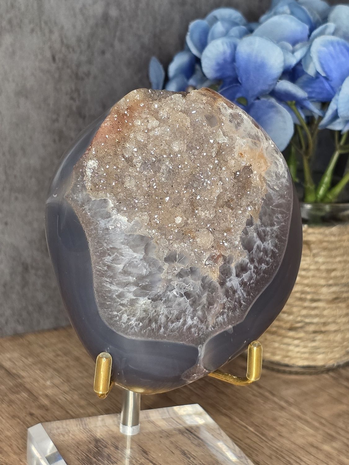 Top quality Amethyst with polished sides!