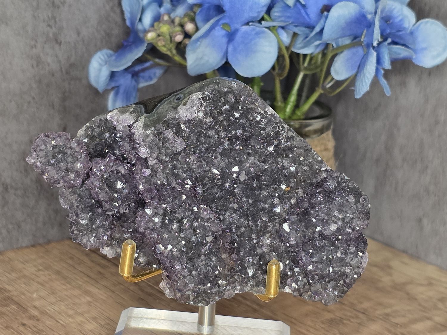 High quality Purple Amethyst w/stalactites