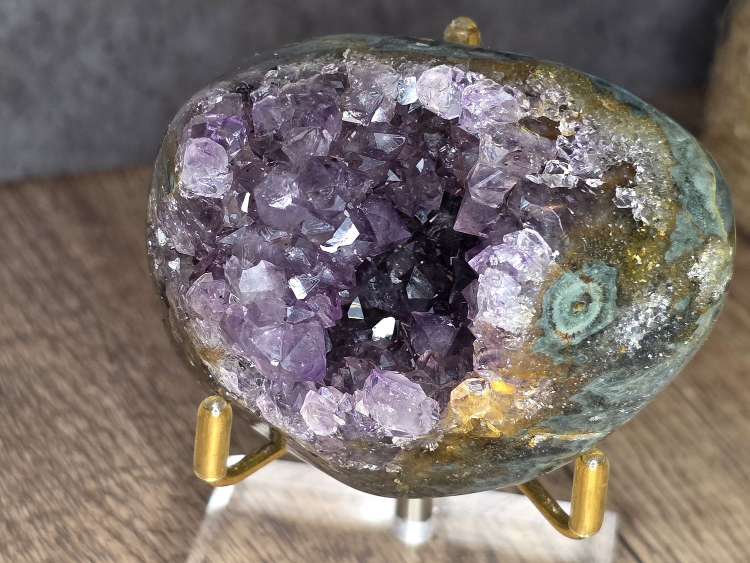 Amazing Purple Amethyst geode w/polished sides
