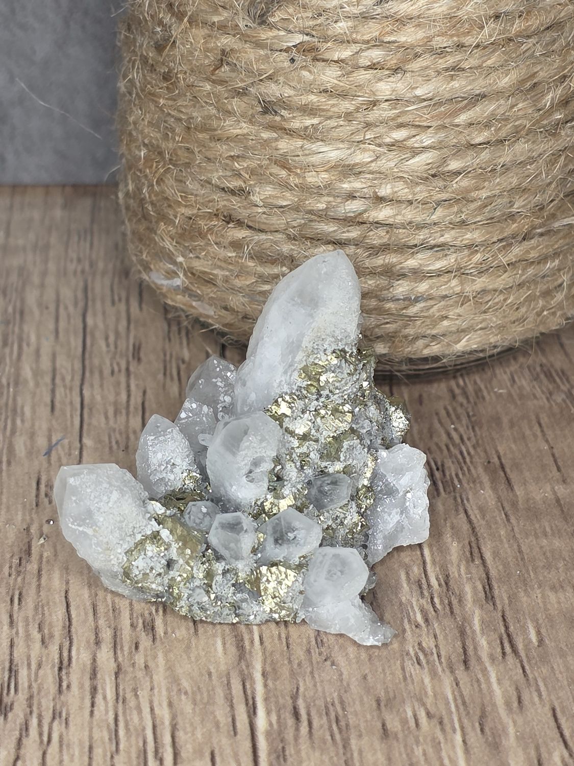 Quartz w/Chalcopyrite #5