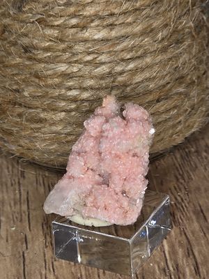 Rhodochrosite w/base