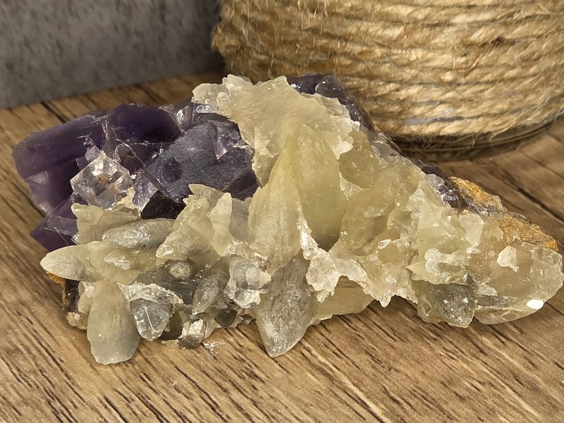 Cubic  Fluorite  w/Calcite