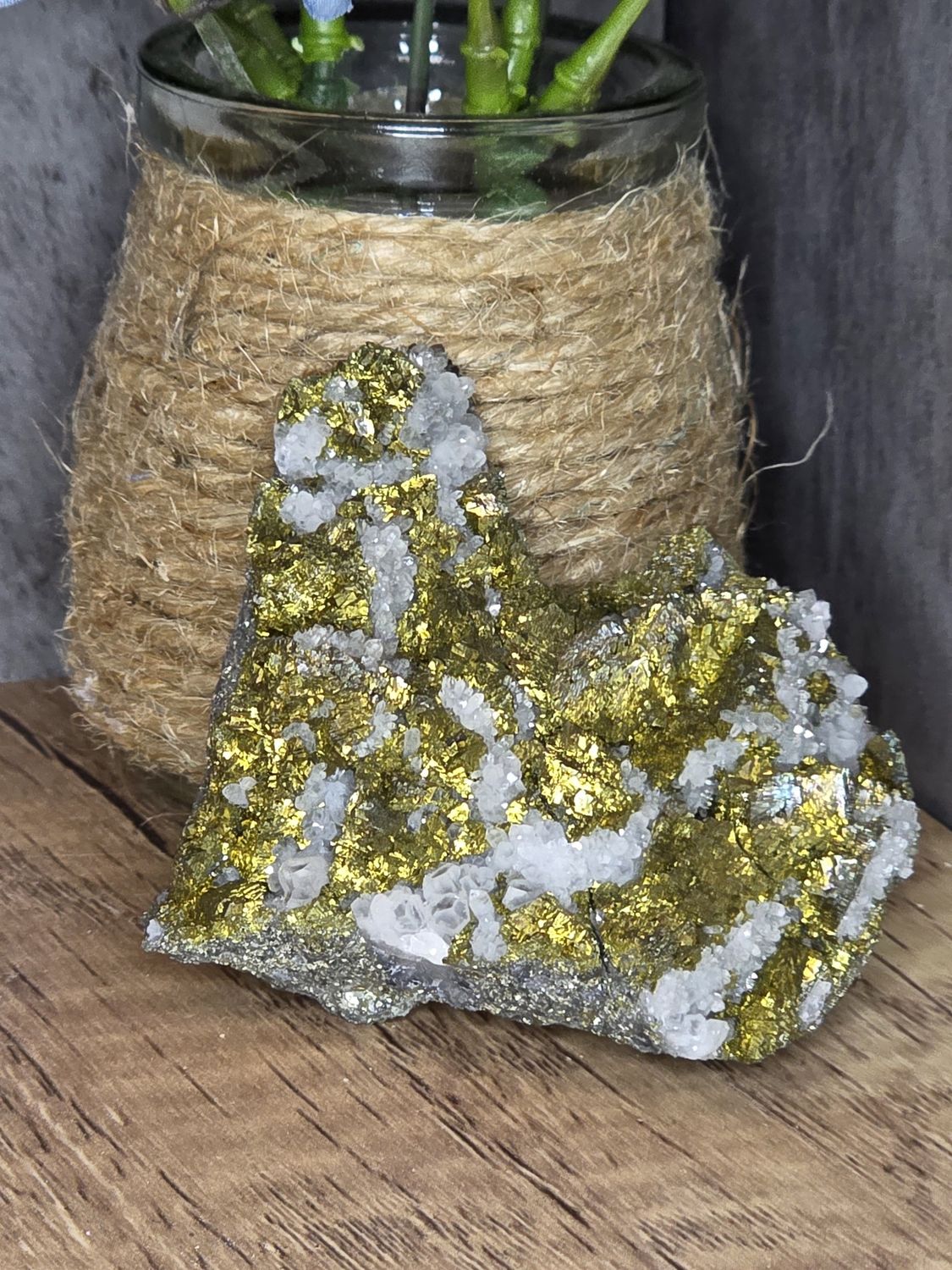 Chalcopyrite w/Quartz