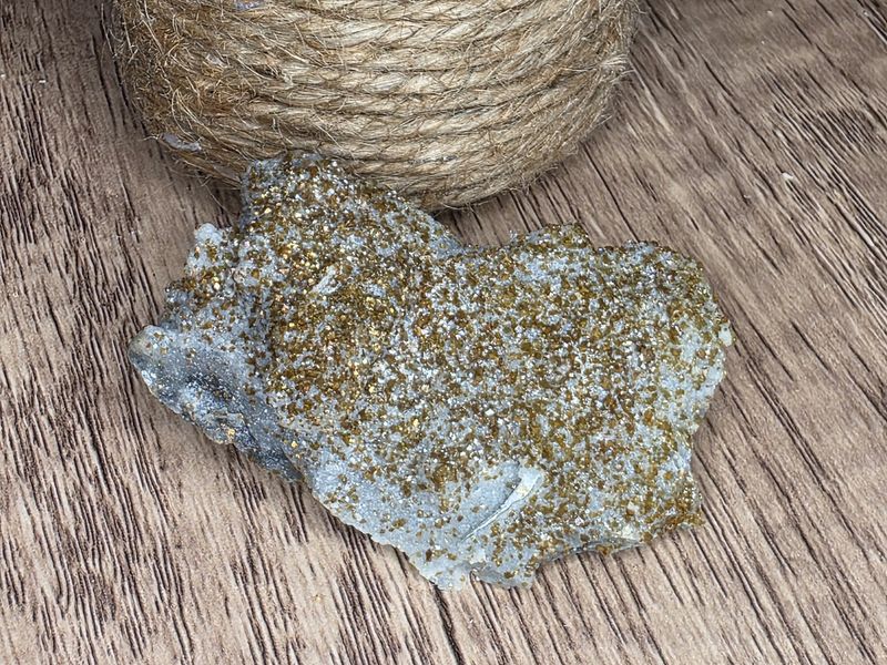 Chalcedony w/Brown Rhodochrosite