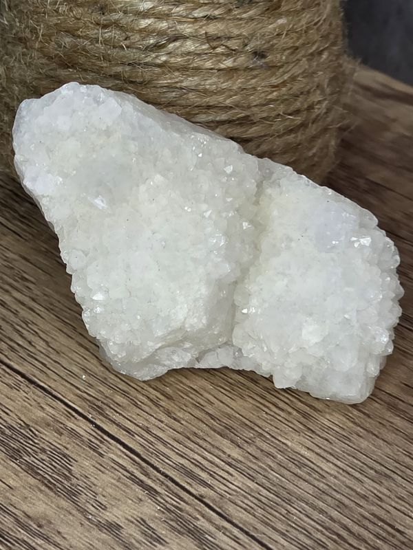 Quartz cluster #9