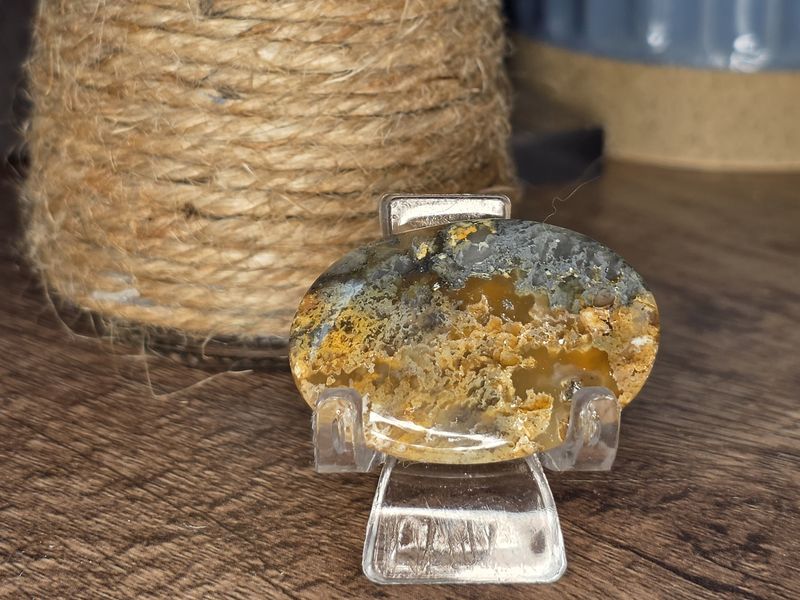 Plume Agate, cabochon #2