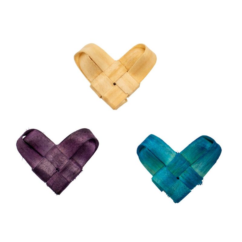 A &amp; E Cages Nibbles Love Leaf Small Animal Toy