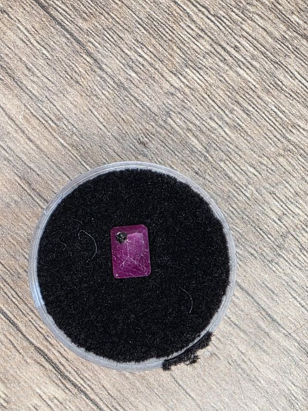 Loose Gem Stores, pick your favorite!