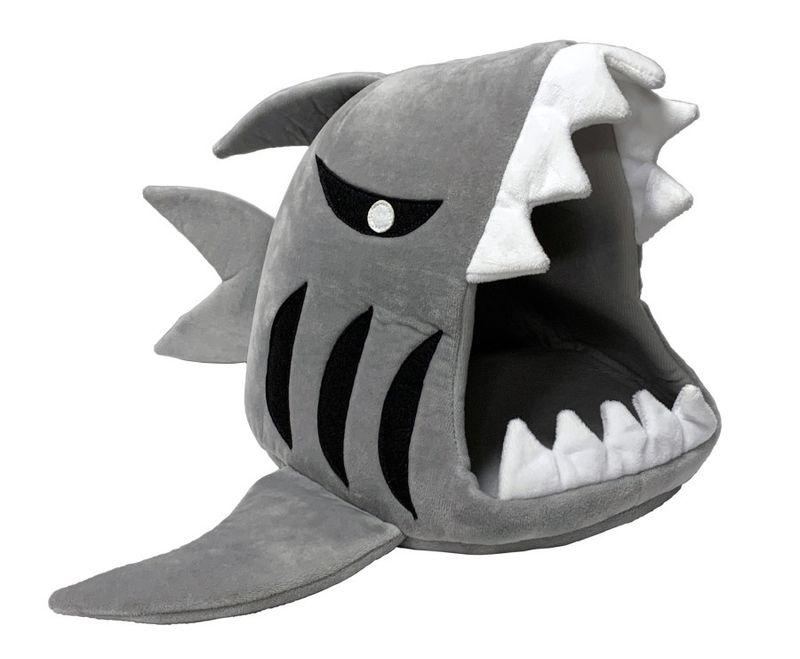 Marshall Pet Products Shark Hide-N-Play