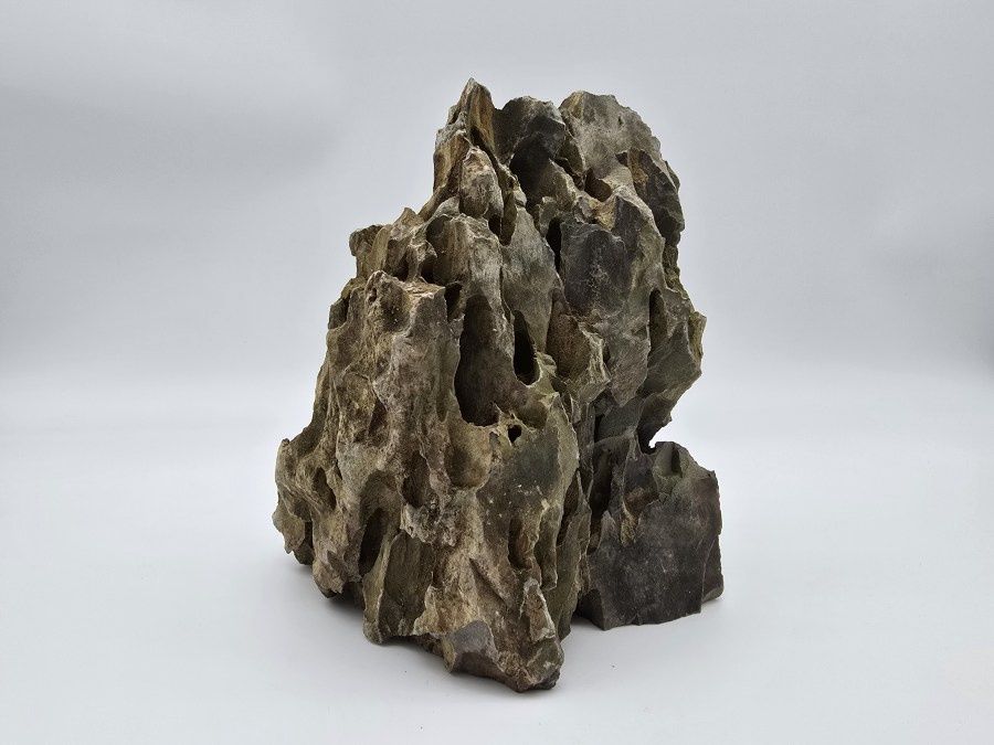 CaribSea Dragon Stone Peaks Freshwater Rocks 1ea/MD (4-7 Lbs)