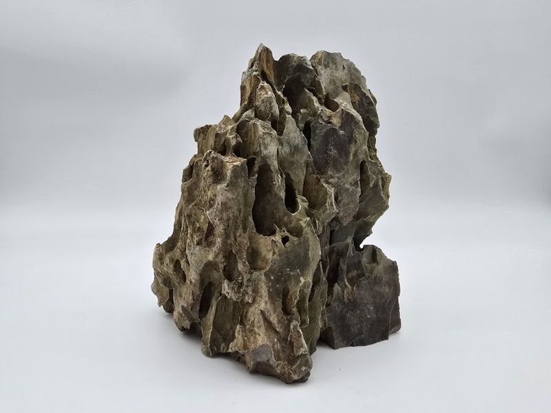 CaribSea Dragon Stone Peaks Freshwater Rocks 1ea/MD (4-7 Lbs)