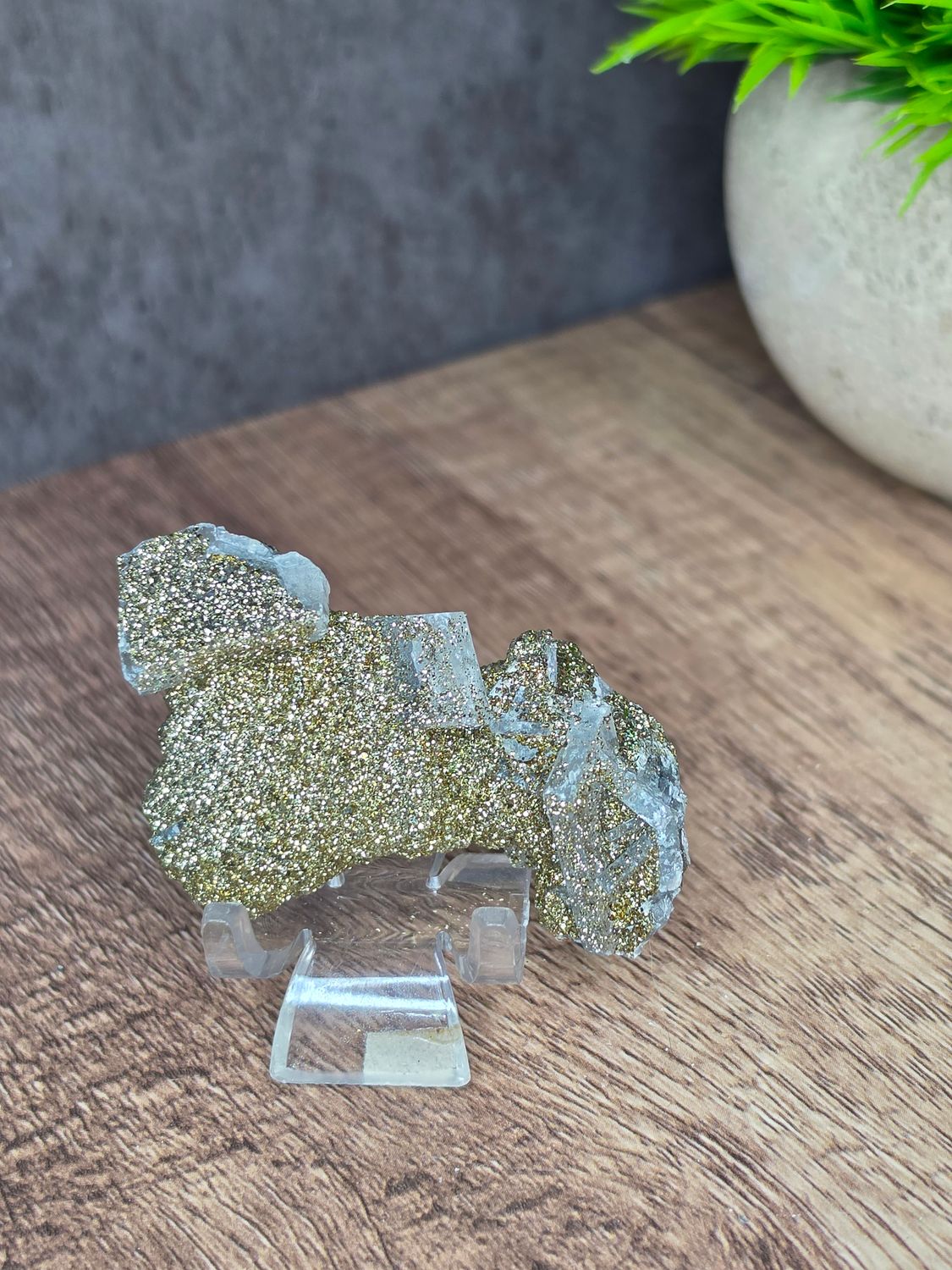 Pyrite on Barite