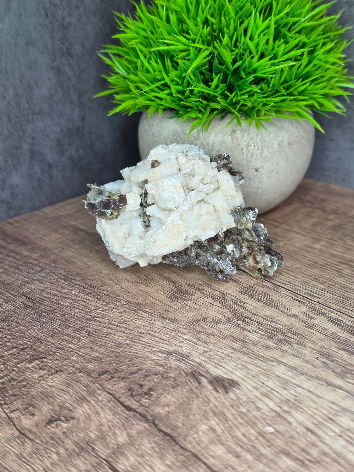 Assorted clearance mineral, #3