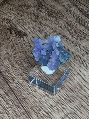 Mini Grape Agate w/stand!
