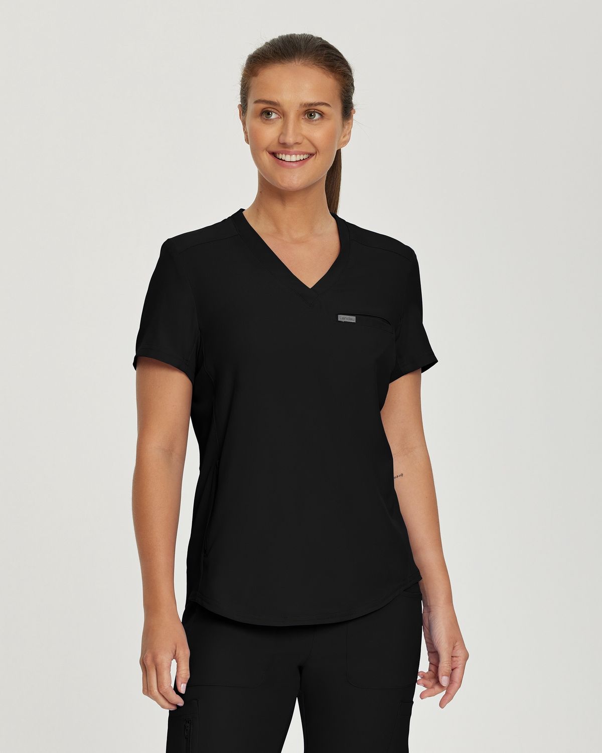 Landau Forward Wmns 2 Pkt  Curved Hem Tuck in V-Neck, Colour: Black, Size: 2X Small