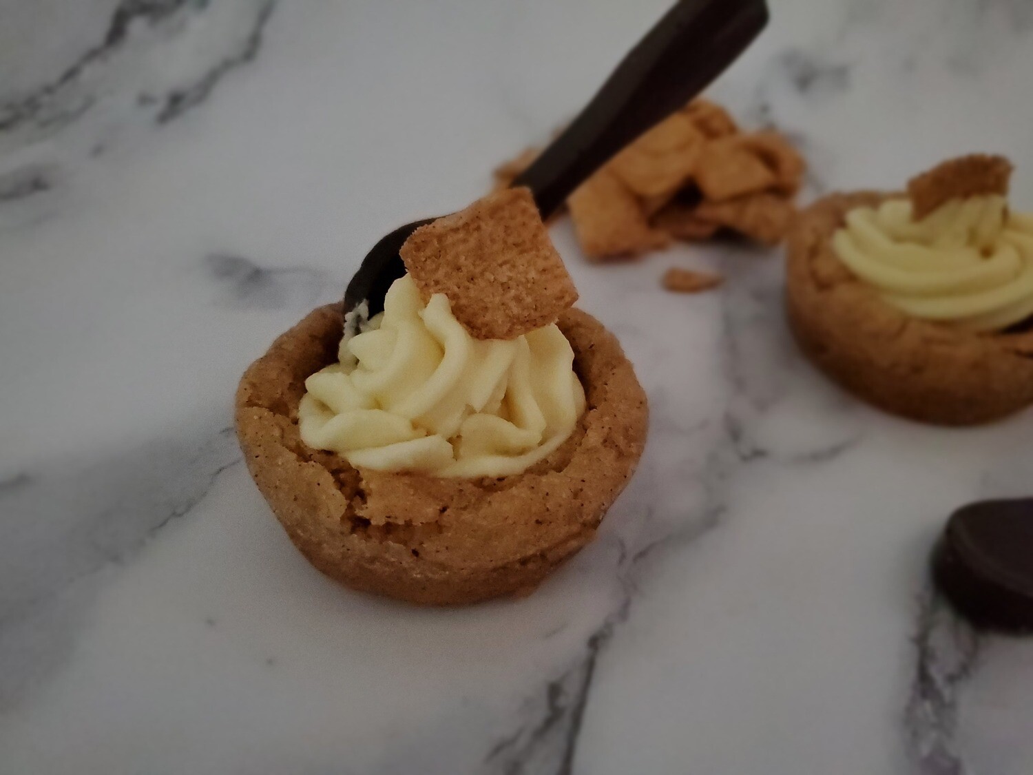 Cinnamon Toast Crunch™ Snickerdoodle Cups with White Chocolate Filling- 6 count