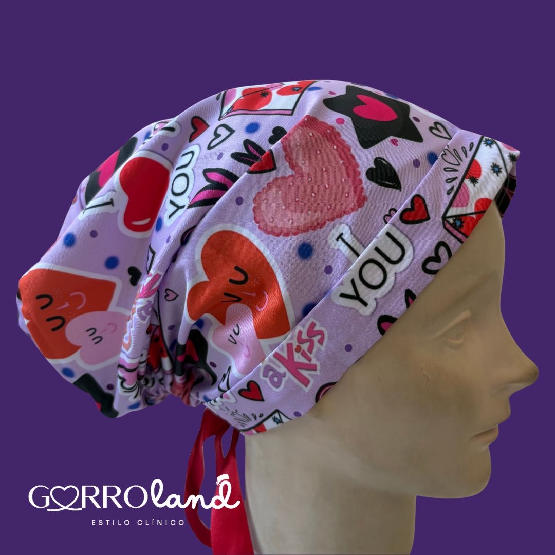 CORAZONES FONDO MORADO