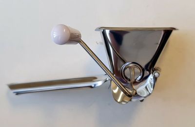 Stainless Steel Herb Mill