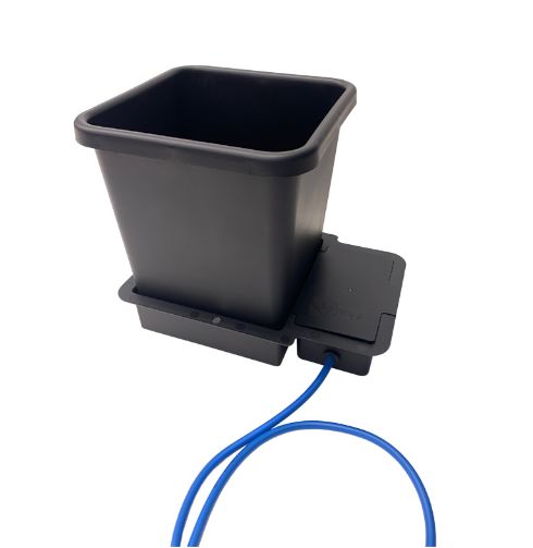 Nutrifield Auto-Feed Pot Systems, Model: 15L Autopot 1 Pot Complete System SQ