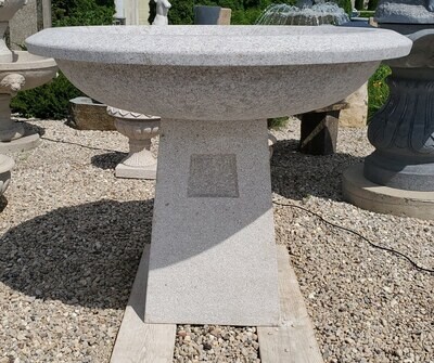 5′ Wide Urn Pedestal Fountain, Giallo Fantasia Y