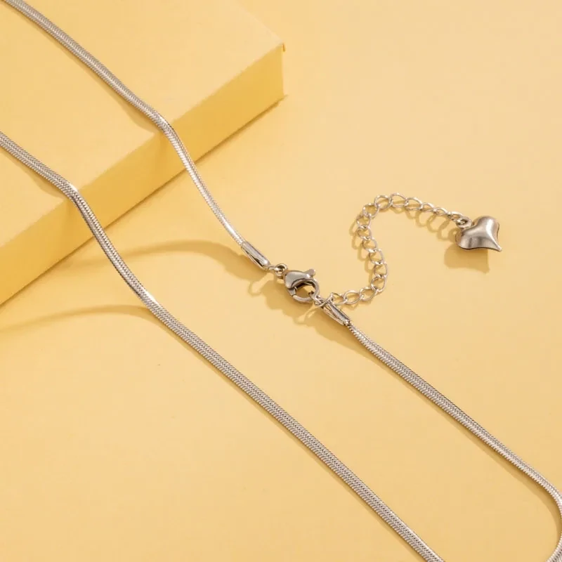 Blade Chains Choker