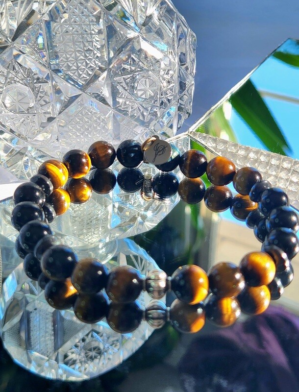 Onyx Tiger Eye Beads Bracelet Hamites Dividers With a Silver Color Charm