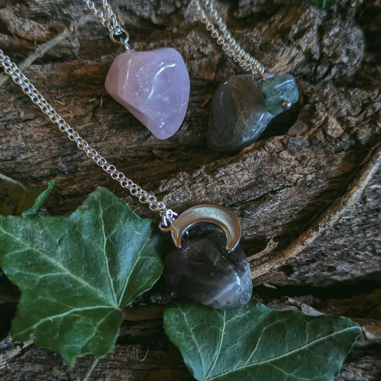 große Edelsteinkette
