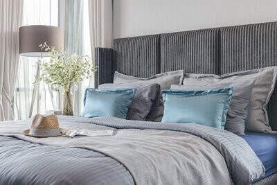 Pillows, Bath & Bedding