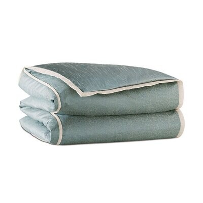 Glimmer Hand Tacked Comforter