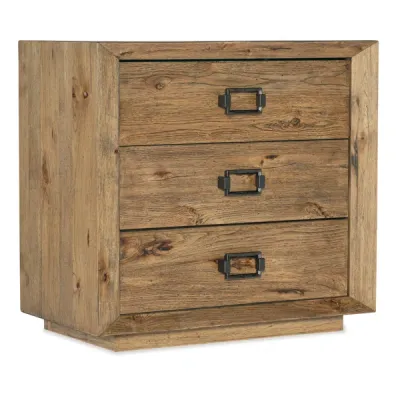 Vintage Natural Wood Color 3-Drawer 32" Nightstand With USB