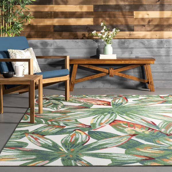 Green Botanical Indoor/Outdoor Area Rug