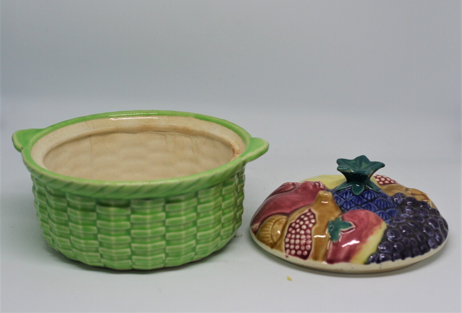 Stylish Green Dish with Fruitful Lid for Elegant Serving
