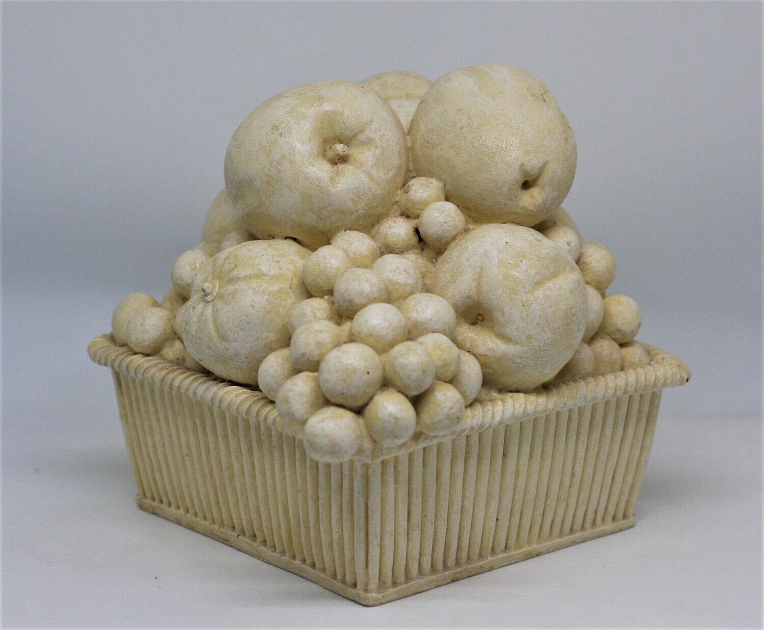 Classic Italian Fruit Basket Display