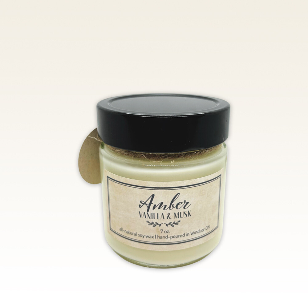 Amber Vanilla Musk - Soy wax candle 7 oz.